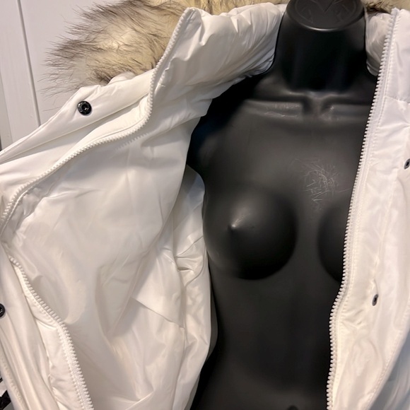 NWT ☃️ LONDON FOG BELTED WHITE FAUX FUR TRIM HOODED PUFFER COAT Womens 1X or 16W - Picture 6 of 12